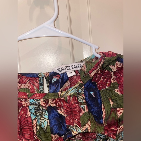 Walter Baker blue and red floral royal garden verlee cut out mini sheath dress - Picture 4 of 5